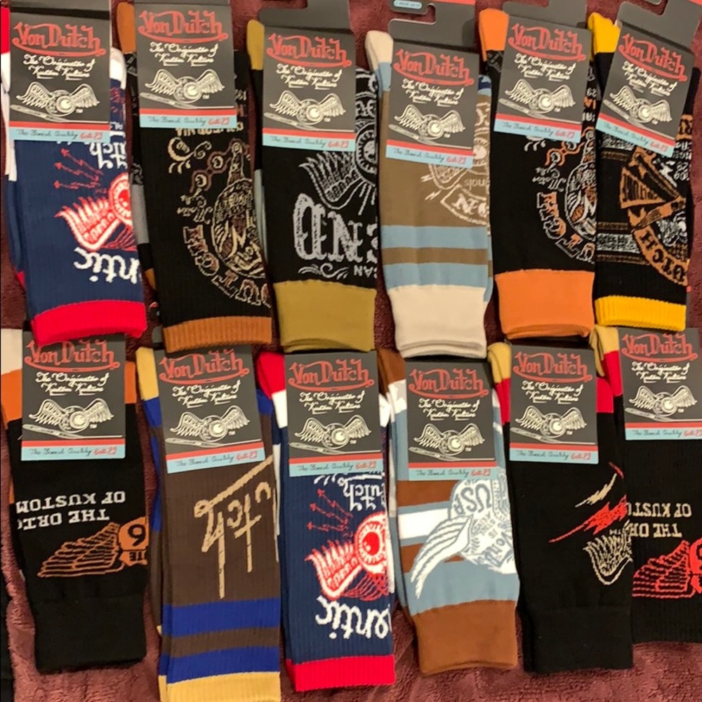 Von Dutch lot of 12 socks NWT